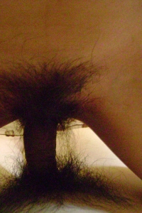 老板儿子和公司两个女员工玩3P，有钱就是王[13P]