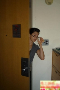 留学生美女，在外面什么都敢玩[16P]