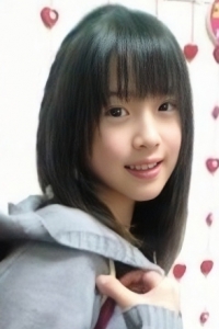 小学生嘘嘘偷拍系列（十）红裤子小女生