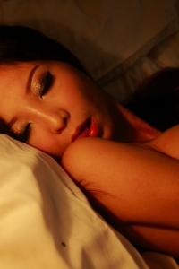 嫩嫩女友穿水手服带收扣扮演着可怜，超级妩媚要人射！[20P]
