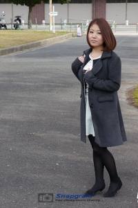 操完准备射的一瞬间，少妇马上跪着张嘴要吃精液[12P]