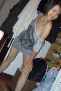 你看多么文静的女人，偷情居然表现得那么淫荡[16P]