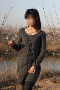 西北女孩，塞外露出[15P]